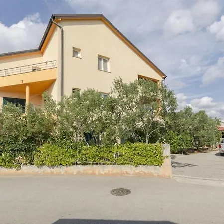 Apartment With A Parking Space - 19064 *