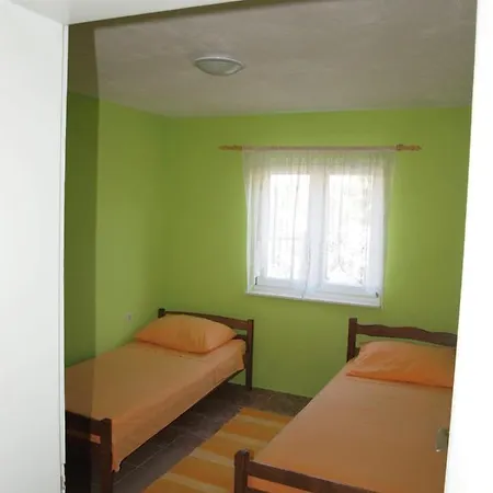 With A Parking Space - 19064 Apartment Rogoznica (Sibenik-Knin)