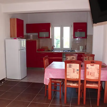 With Parking Space - 19064 Rogoznica (Sibenik-Knin)