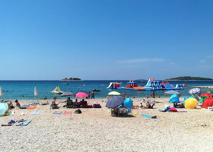 Daire With Parking Space - 19064 Rogoznica (Sibenik-Knin)