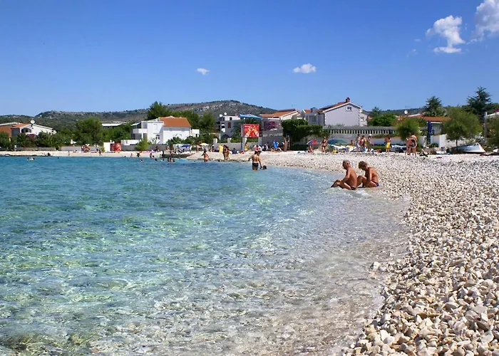 With Parking Space - 19064 Διαμέρισμα Rogoznica (Sibenik-Knin)
